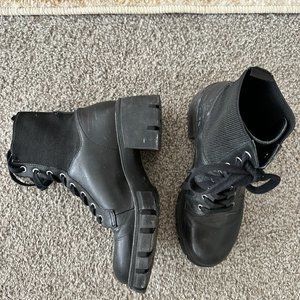 Steve Madden Boots
